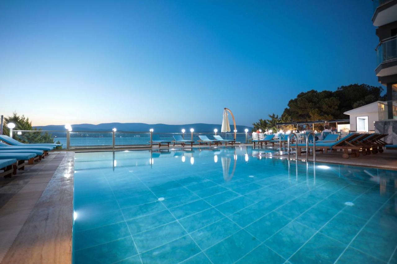Guelluek Yali Boutique Otel ภายนอก รูปภาพ