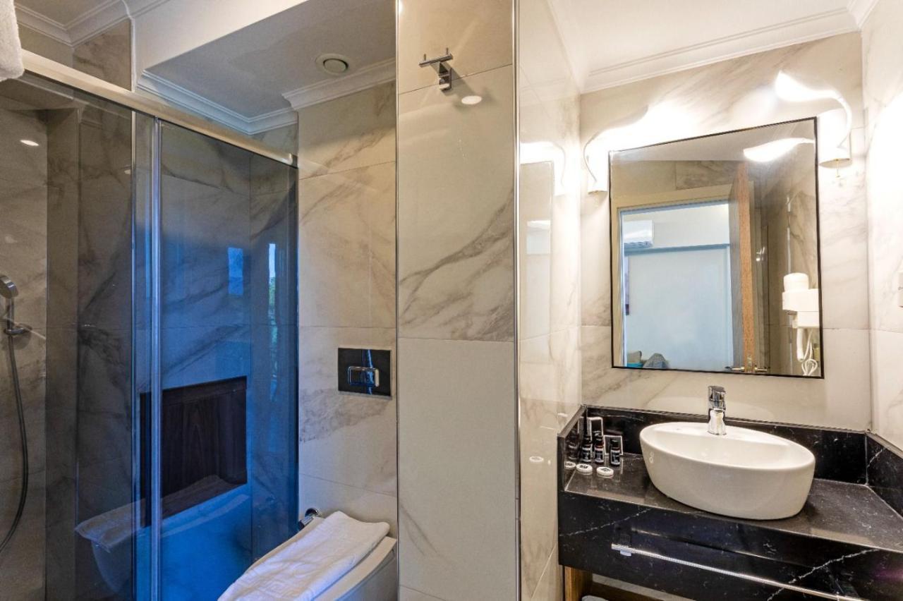 Guelluek Yali Boutique Otel ภายนอก รูปภาพ