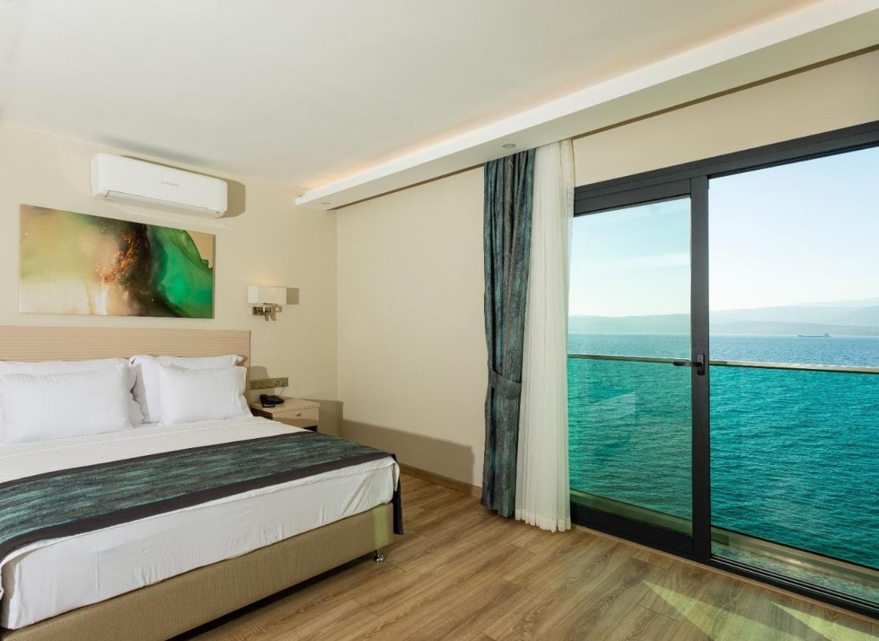 Guelluek Yali Boutique Otel ภายนอก รูปภาพ