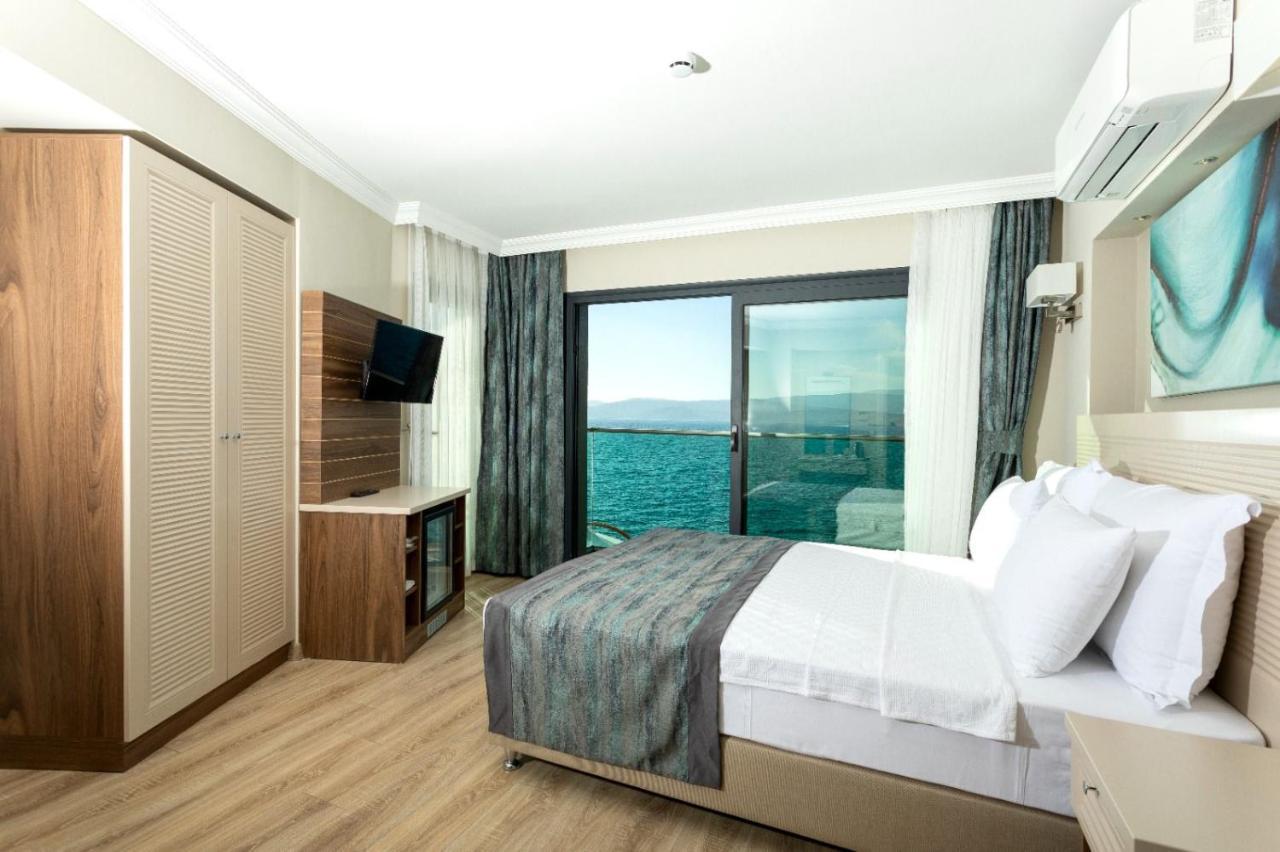 Guelluek Yali Boutique Otel ภายนอก รูปภาพ